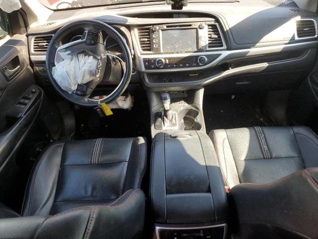 2019 TOYOTA HIGHLANDER SE 5TDKZRFH6KS570083