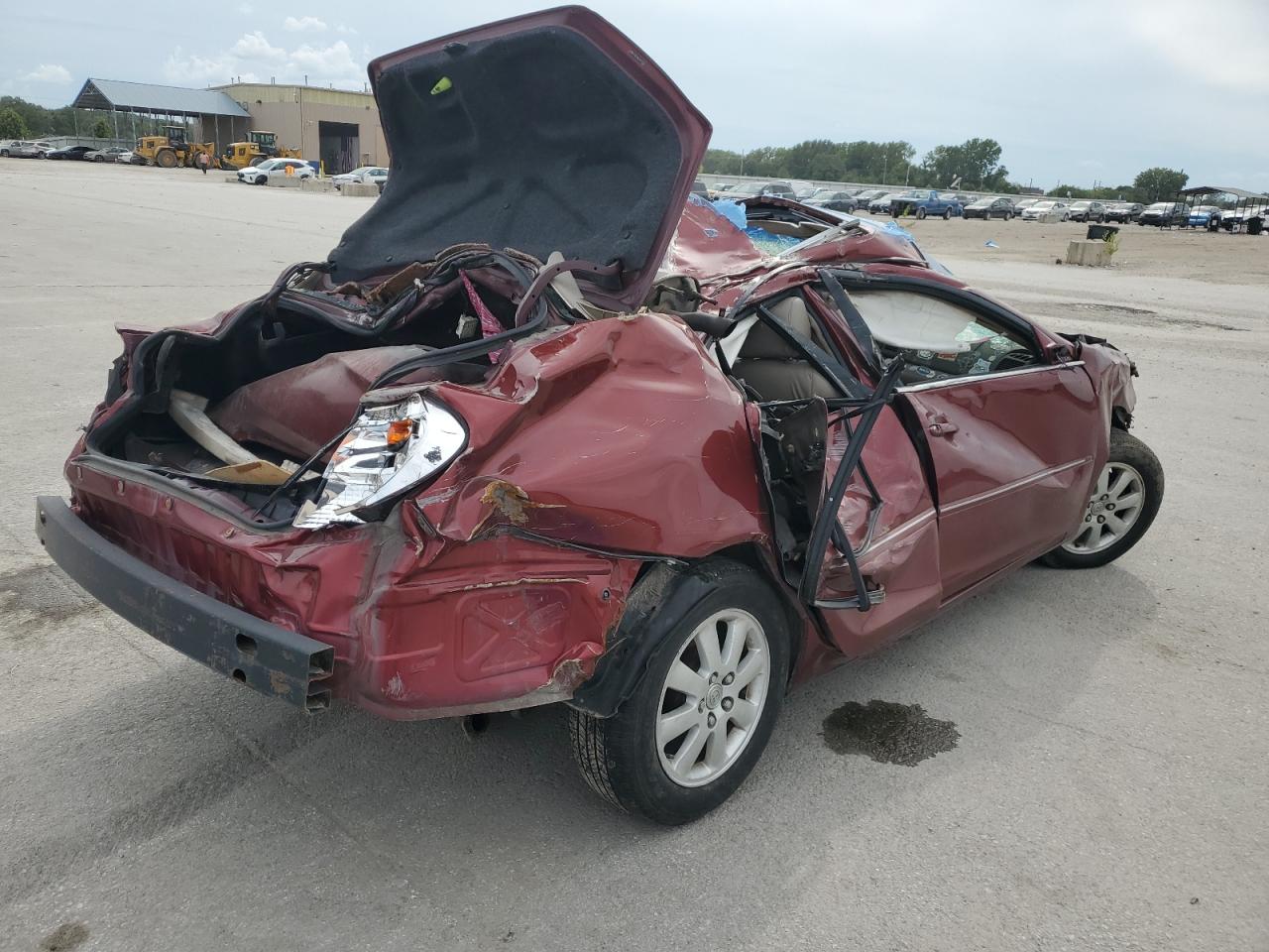 Lot #3311752721 2004 TOYOTA CAMRY LE