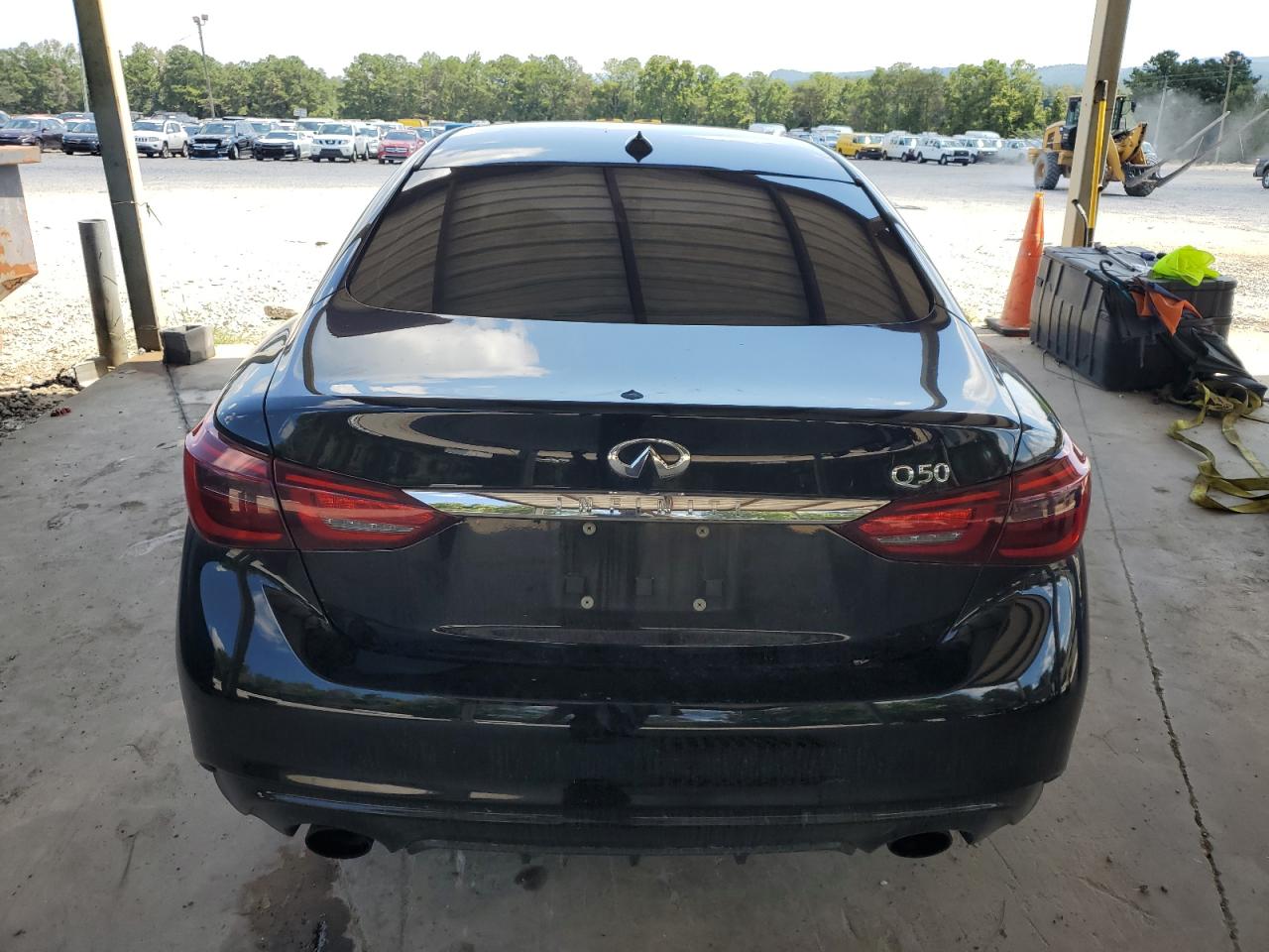 INFINITI Q50 LUXE