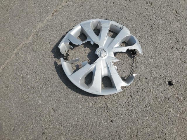 2018 NISSAN VERSA S 3N1CN7AP3JL868617