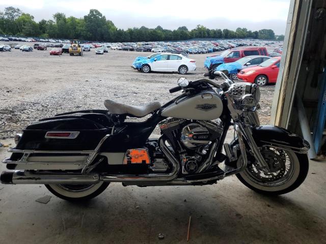 2014 HARLEY-DAVIDSON FLHR ROAD KING 1HD1FBM17EB614670
