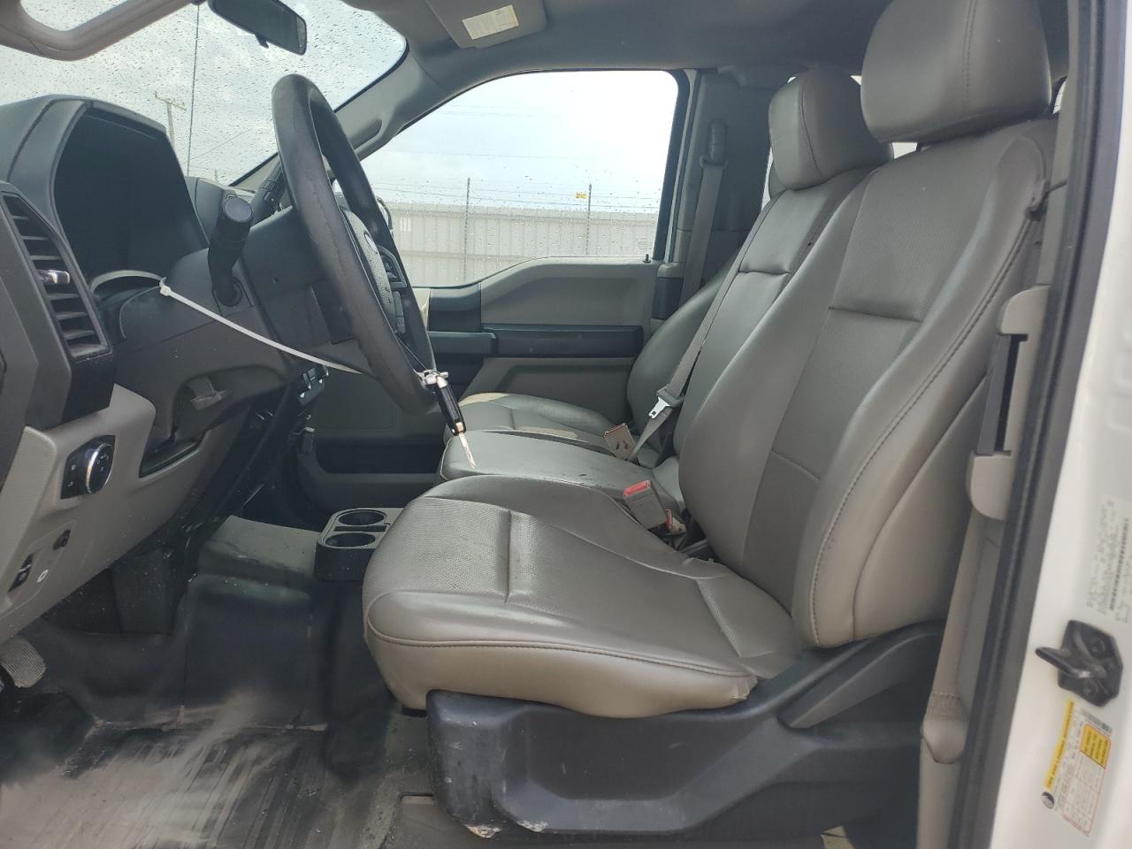 FORD F-150 SUPER CAB