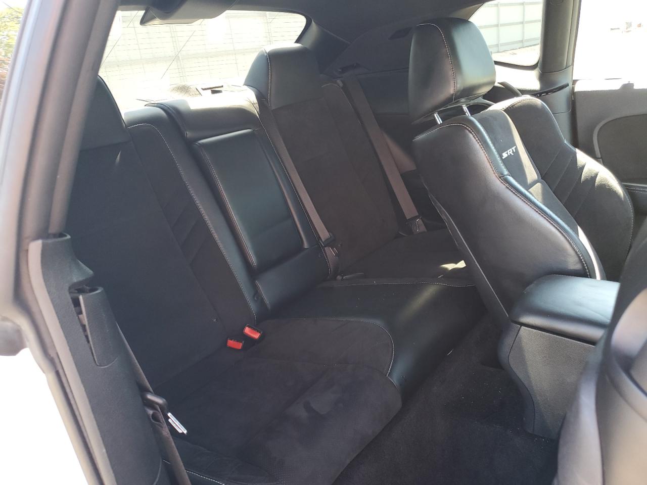 DODGE CHALLENGER SRT 392