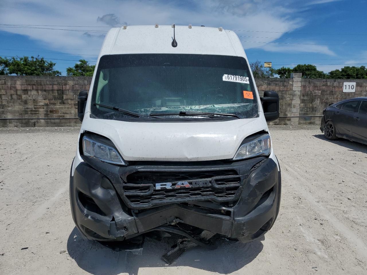 RAM PROMASTER 1500 HIGH