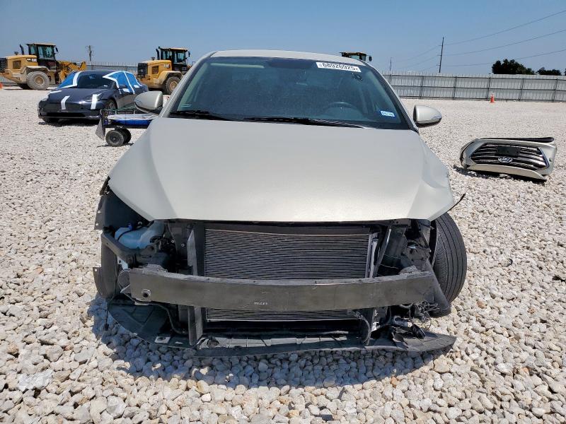 2017 HYUNDAI ELANTRA SE KMHD84LF1HU160423