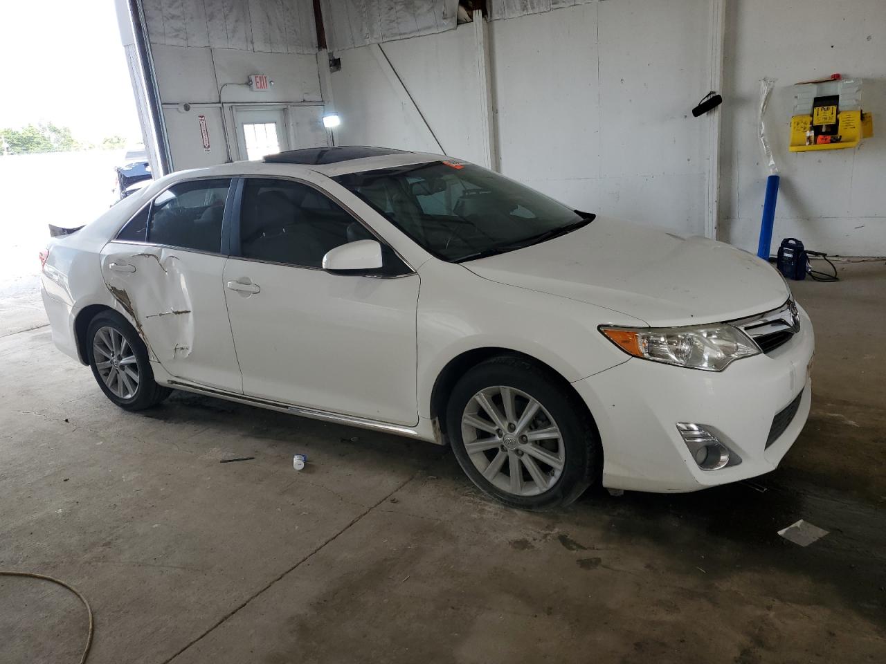 TOYOTA CAMRY HYBRID