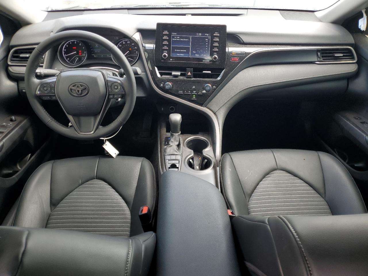 TOYOTA CAMRY SE NIGHT SHADE