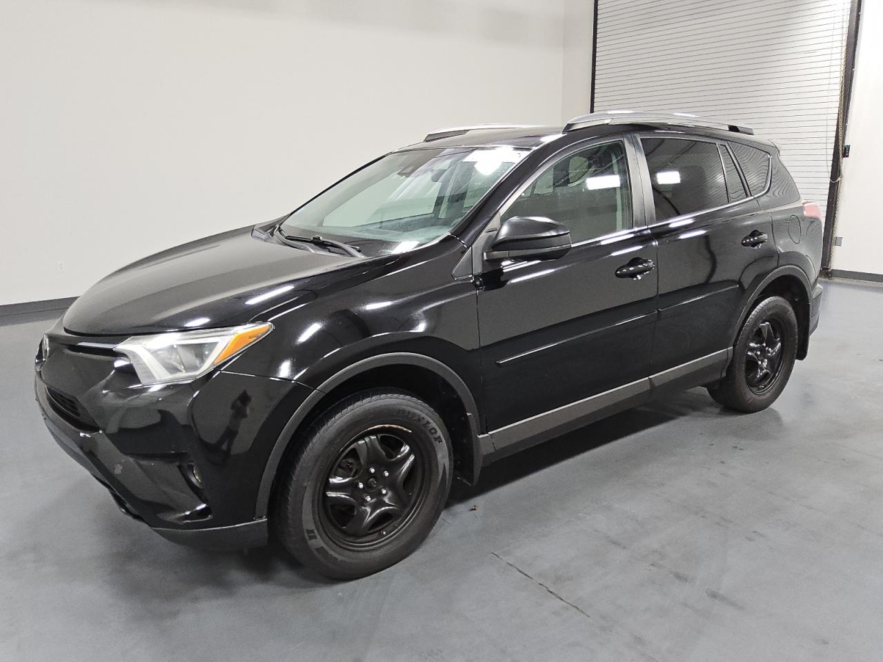 TOYOTA RAV4 LE