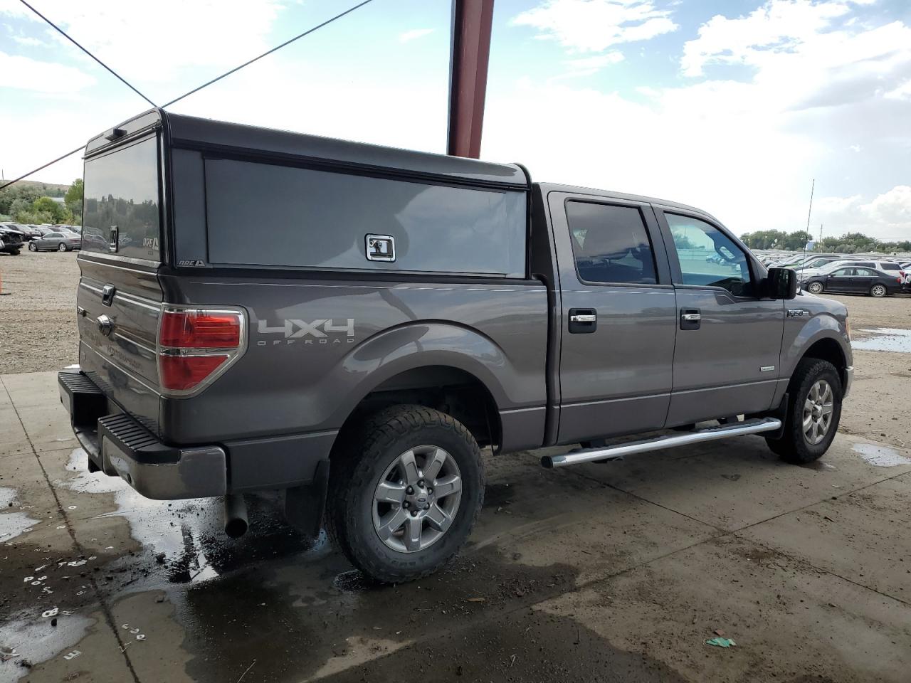 FORD F-150 SUPERCREW