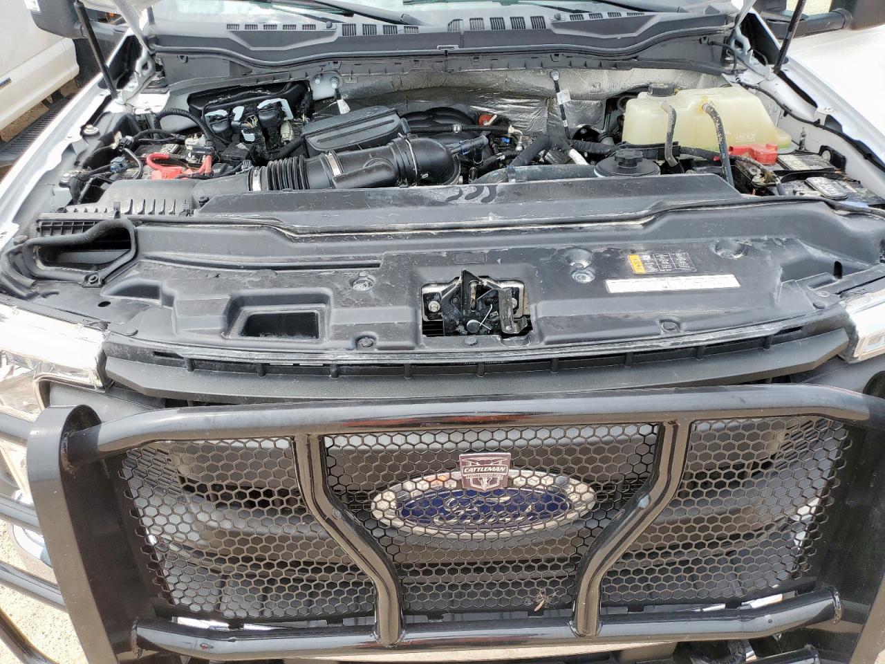 FORD F-550 SUPER DUTY