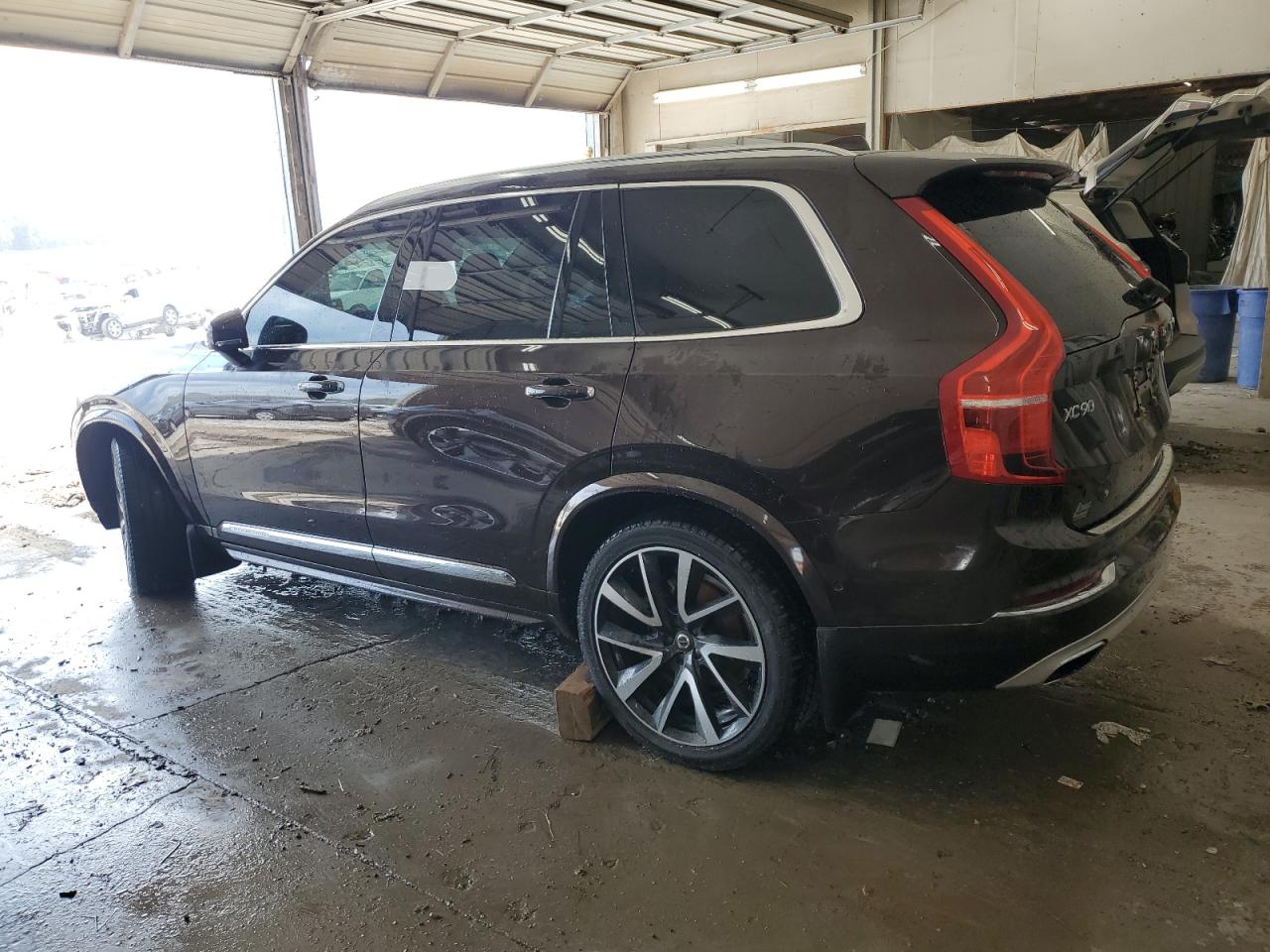 VOLVO XC90 T6