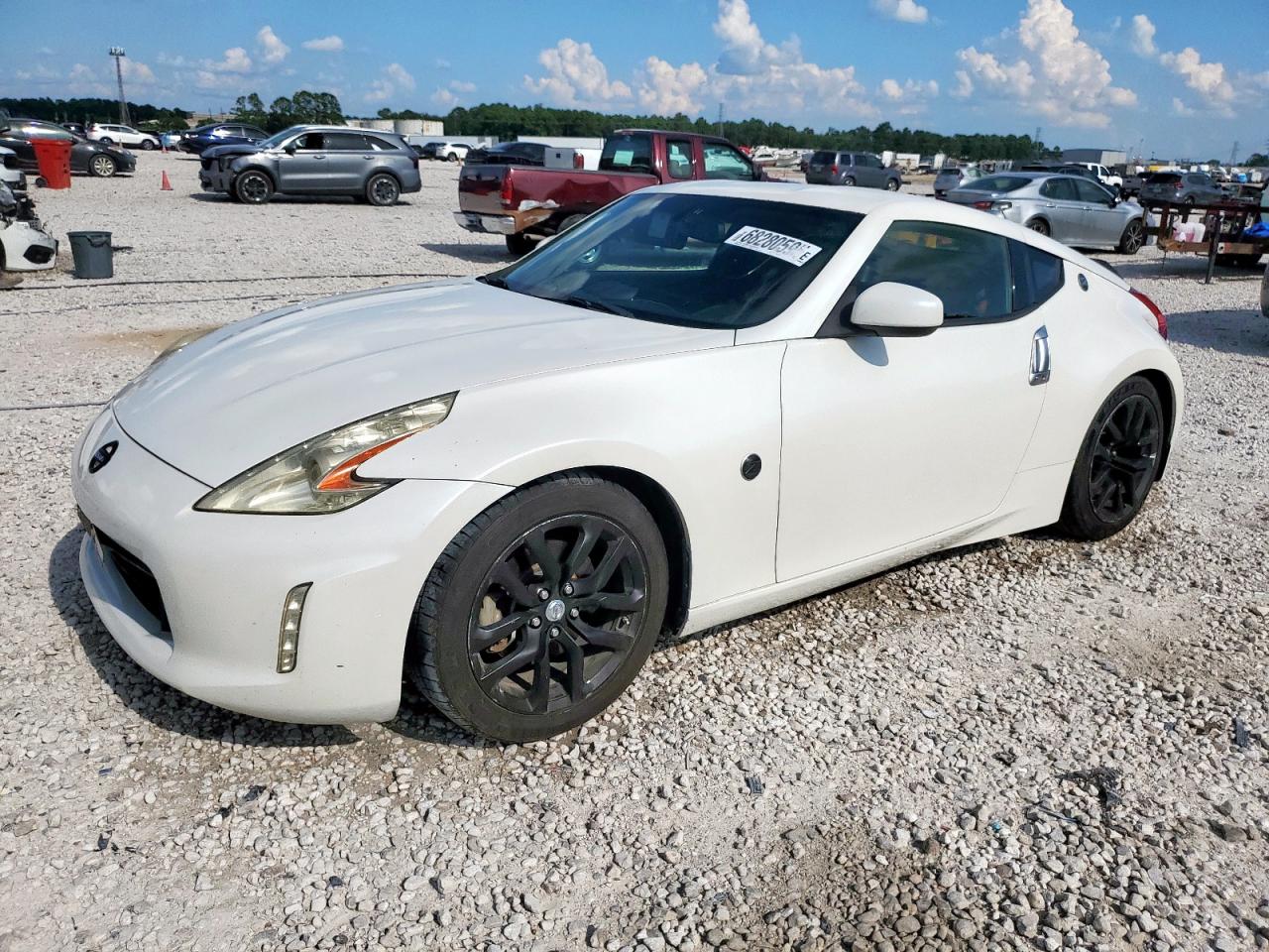 NISSAN 370Z BASE