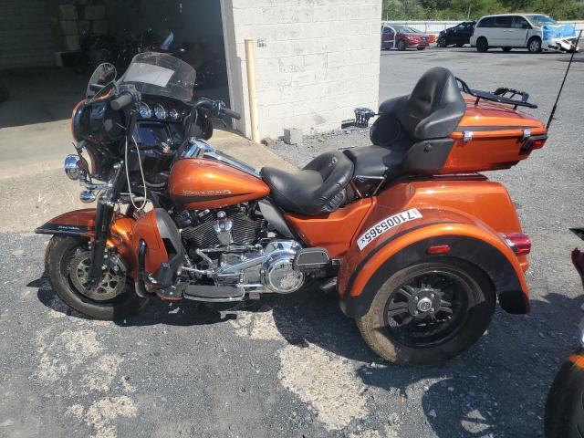 2019 HARLEY-DAVIDSON FLHTCUTG 1HD1MAF12KB858901