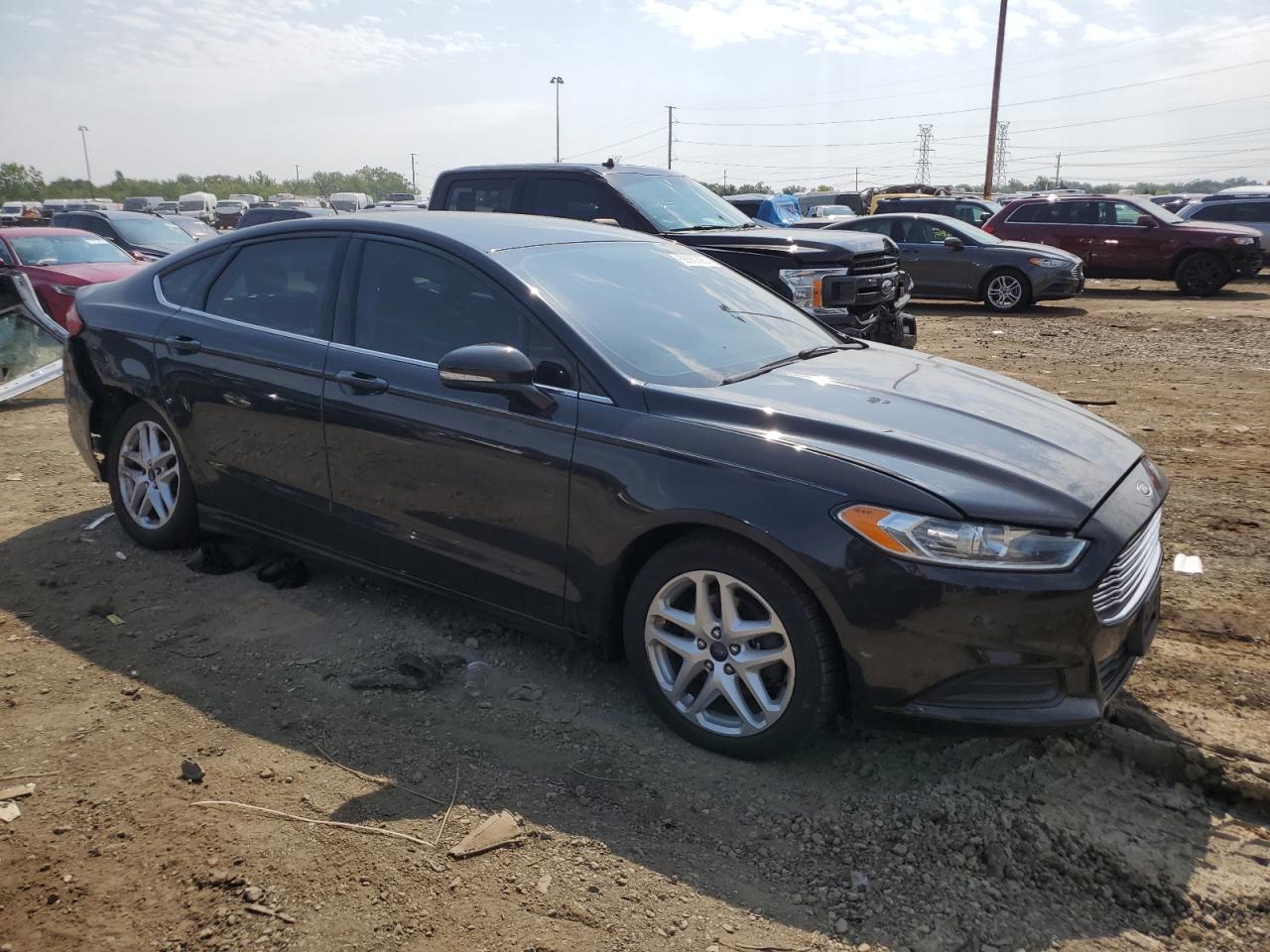 FORD FUSION SE