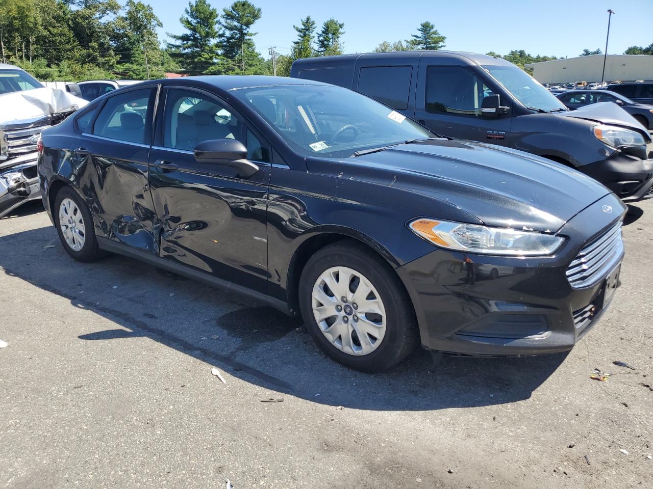 FORD FUSION S