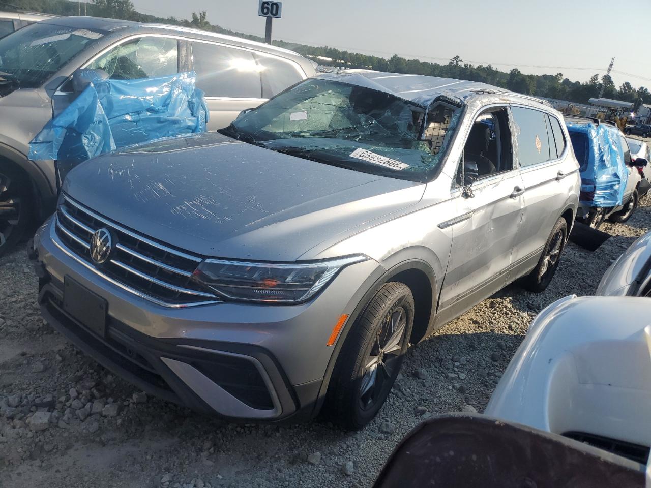 VOLKSWAGEN TIGUAN SE