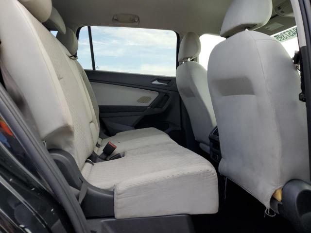 2018 VOLKSWAGEN TIGUAN S 3VV1B7AX4JM013501