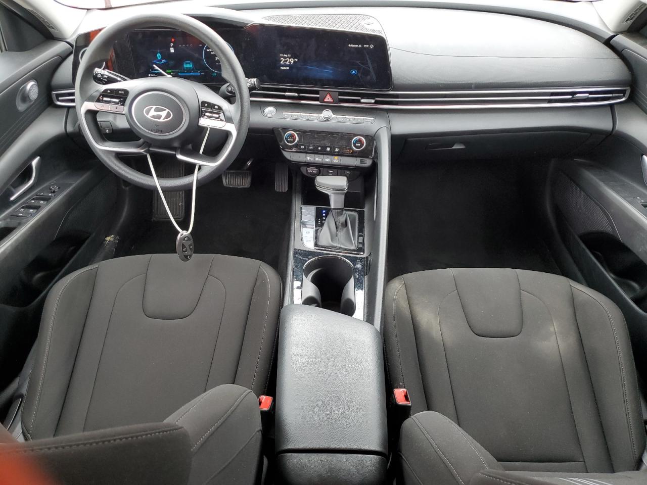 HYUNDAI ELANTRA BLUE