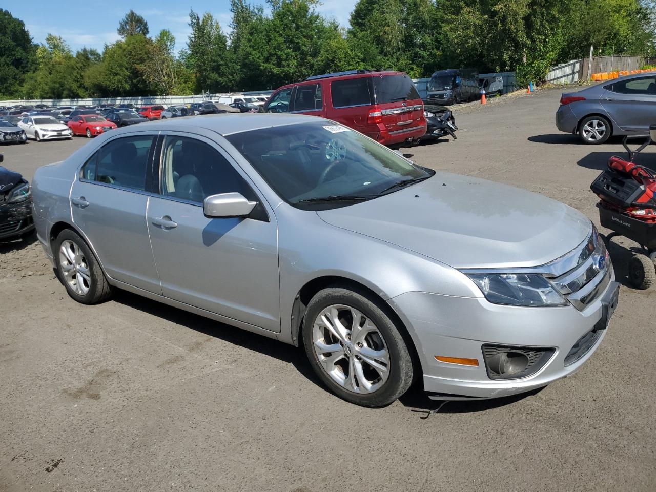 FORD FUSION SE