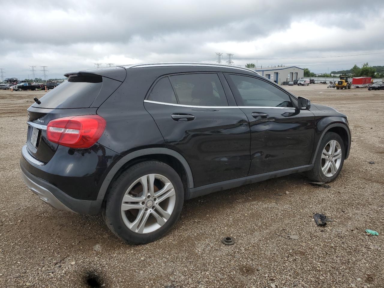 MERCEDES-BENZ GLA-CLASS 250 4MATIC