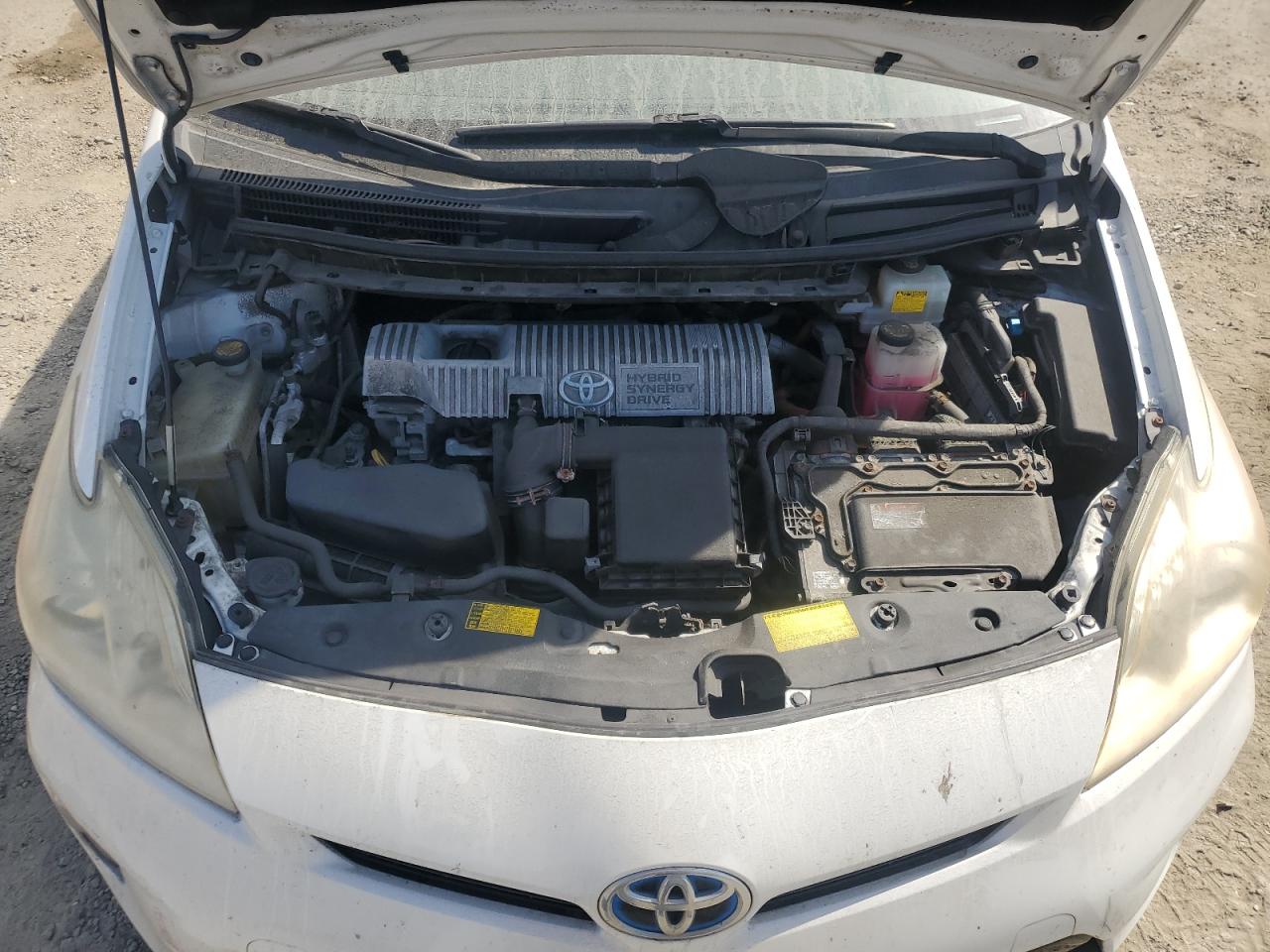 TOYOTA PRIUS