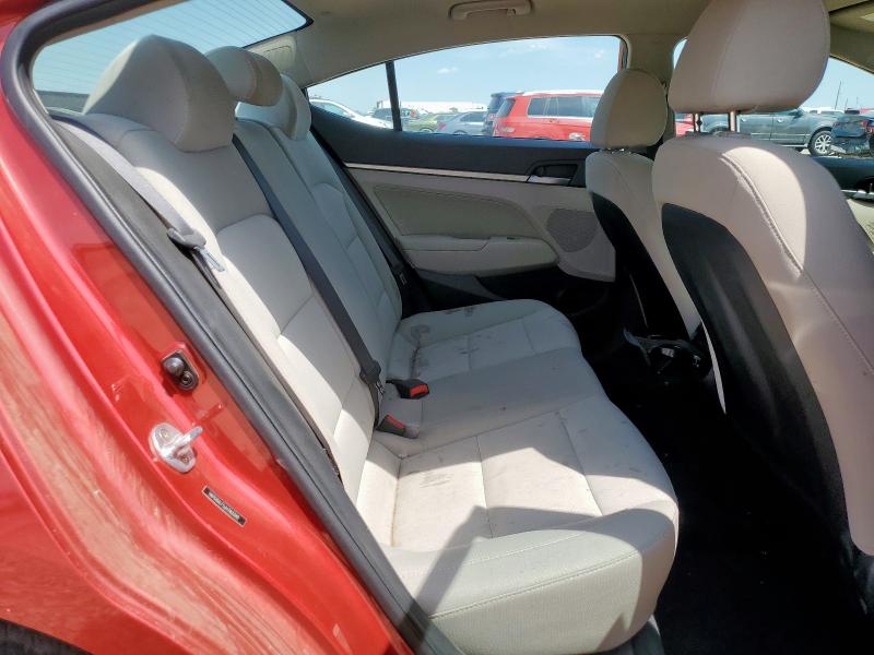 2018 HYUNDAI ELANTRA SEL 5NPD84LF5JH282089