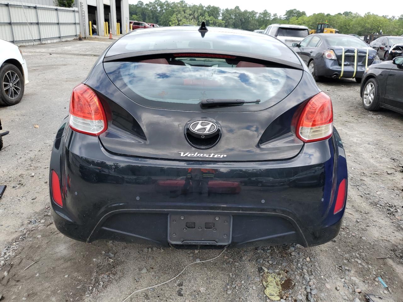 HYUNDAI VELOSTER