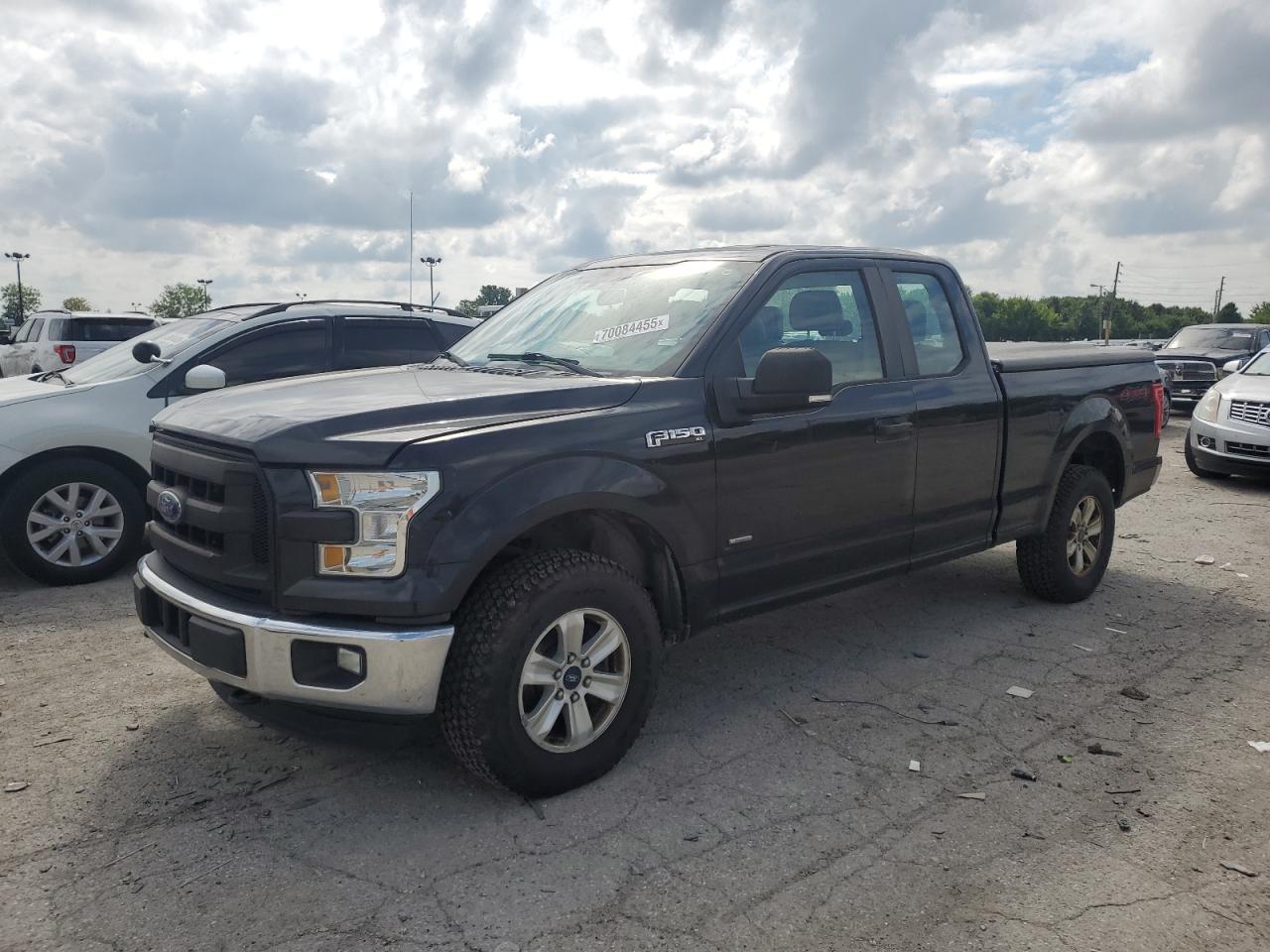 FORD F-150 SUPER CAB