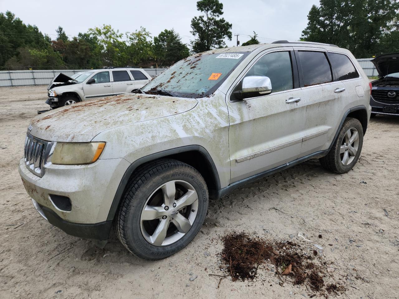Lot #3301833350 2011 JEEP GRAND CHEROKEE OVERLAND