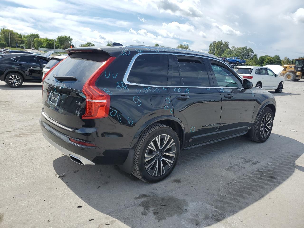 VOLVO XC90 T6 MOMENTUM