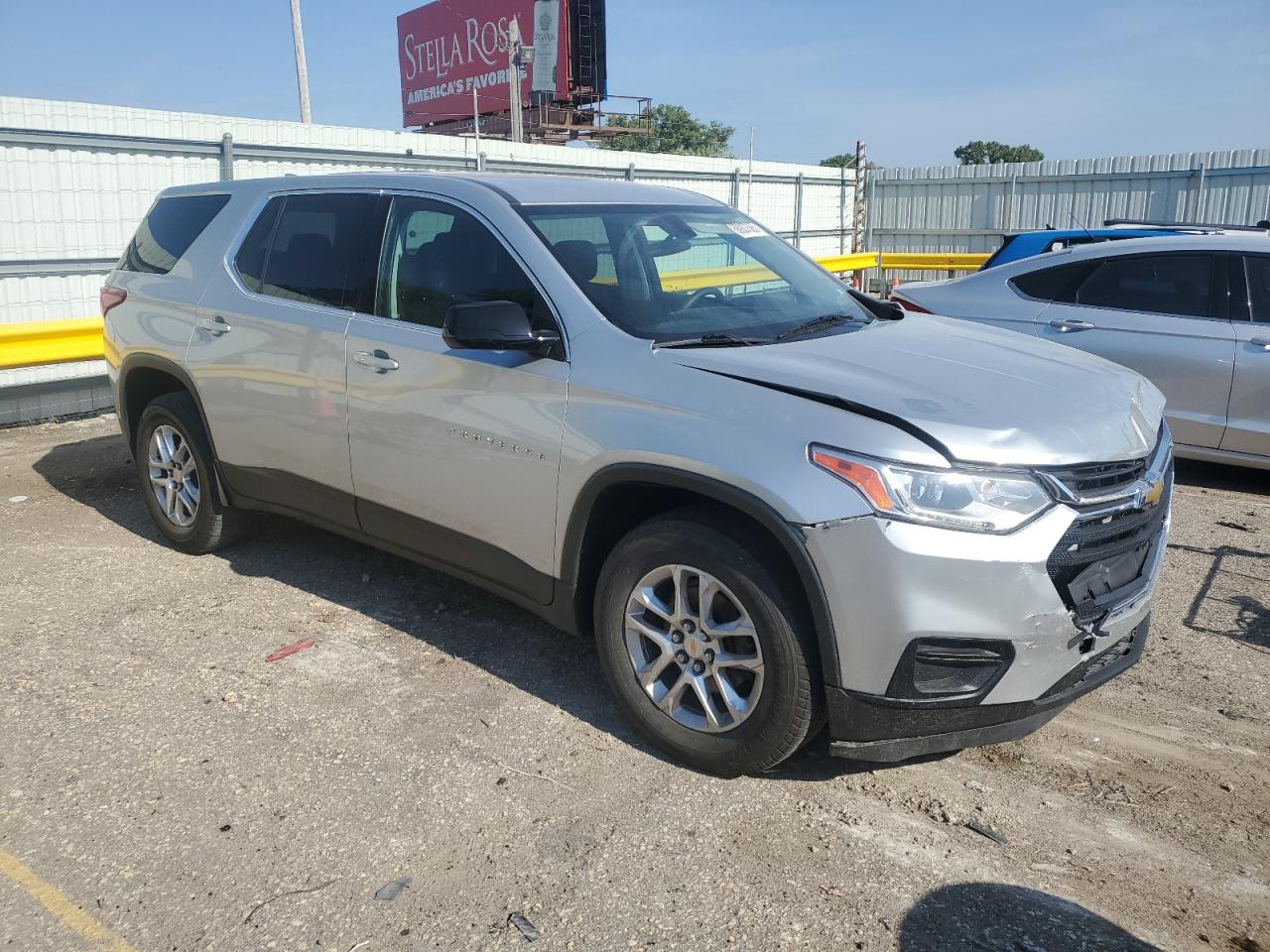 CHEVROLET TRAVERSE LS