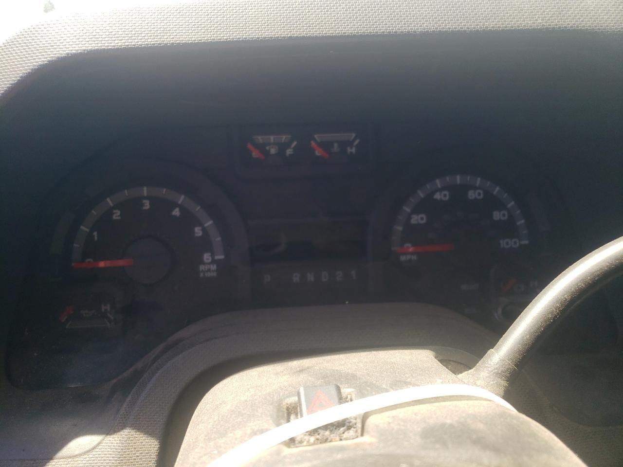 FORD ECONOLINE E250 VAN