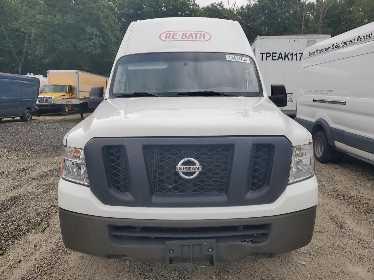 NISSAN NV2500 2500 S