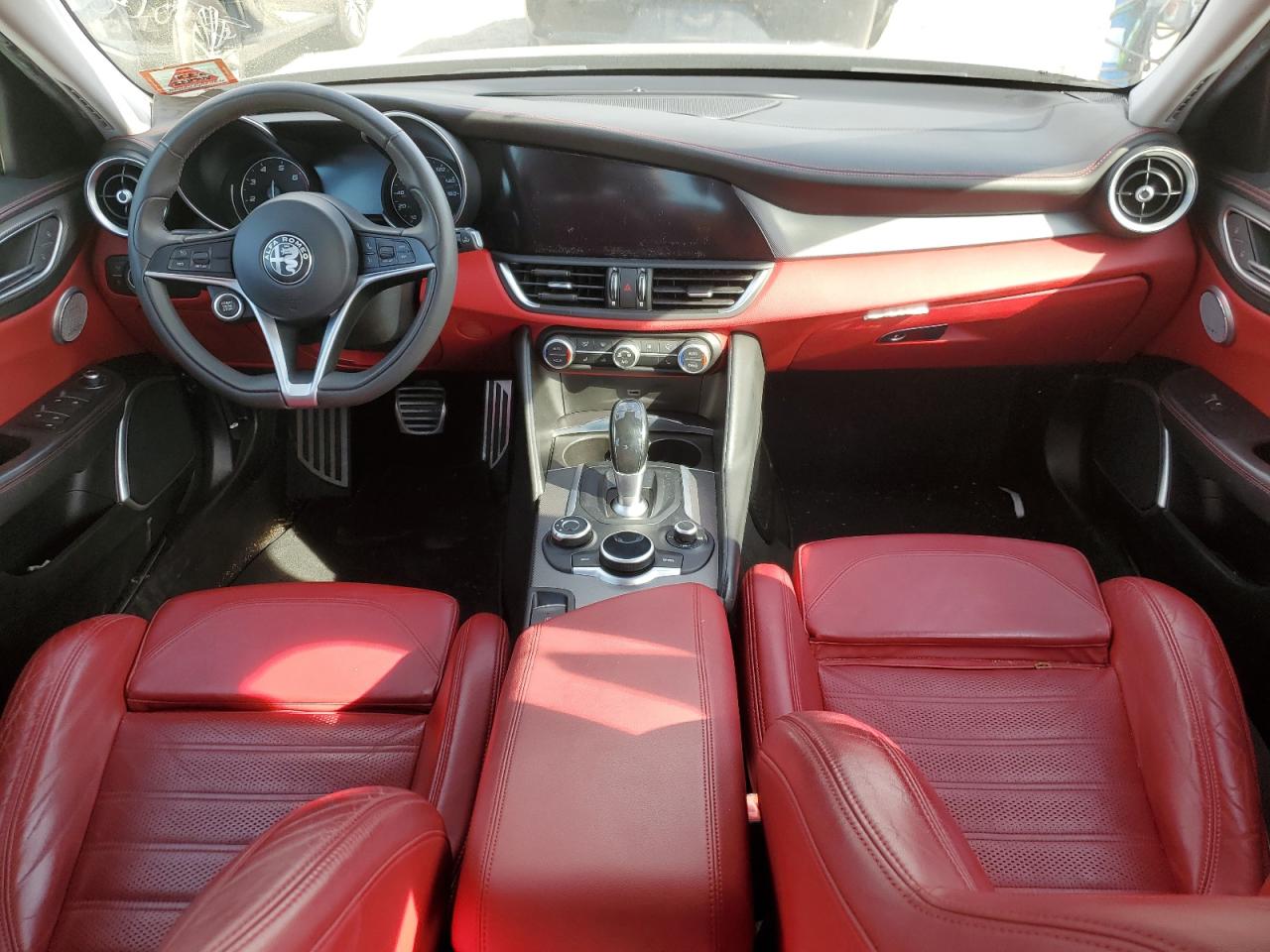 ALFA ROMEO GIULIA TI Q4