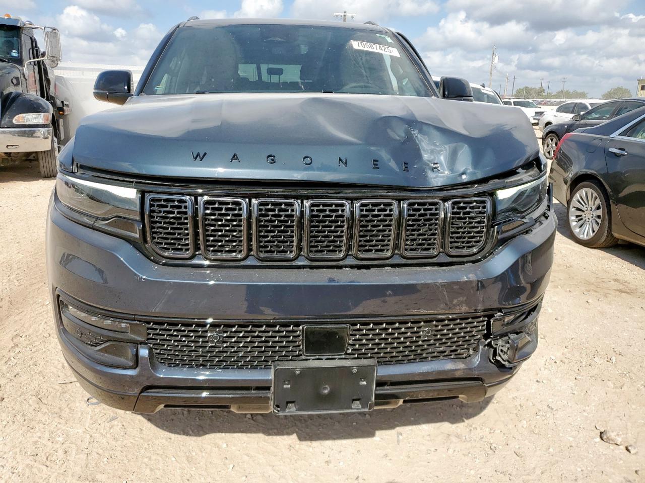 JEEP WAGONEER SERIES II