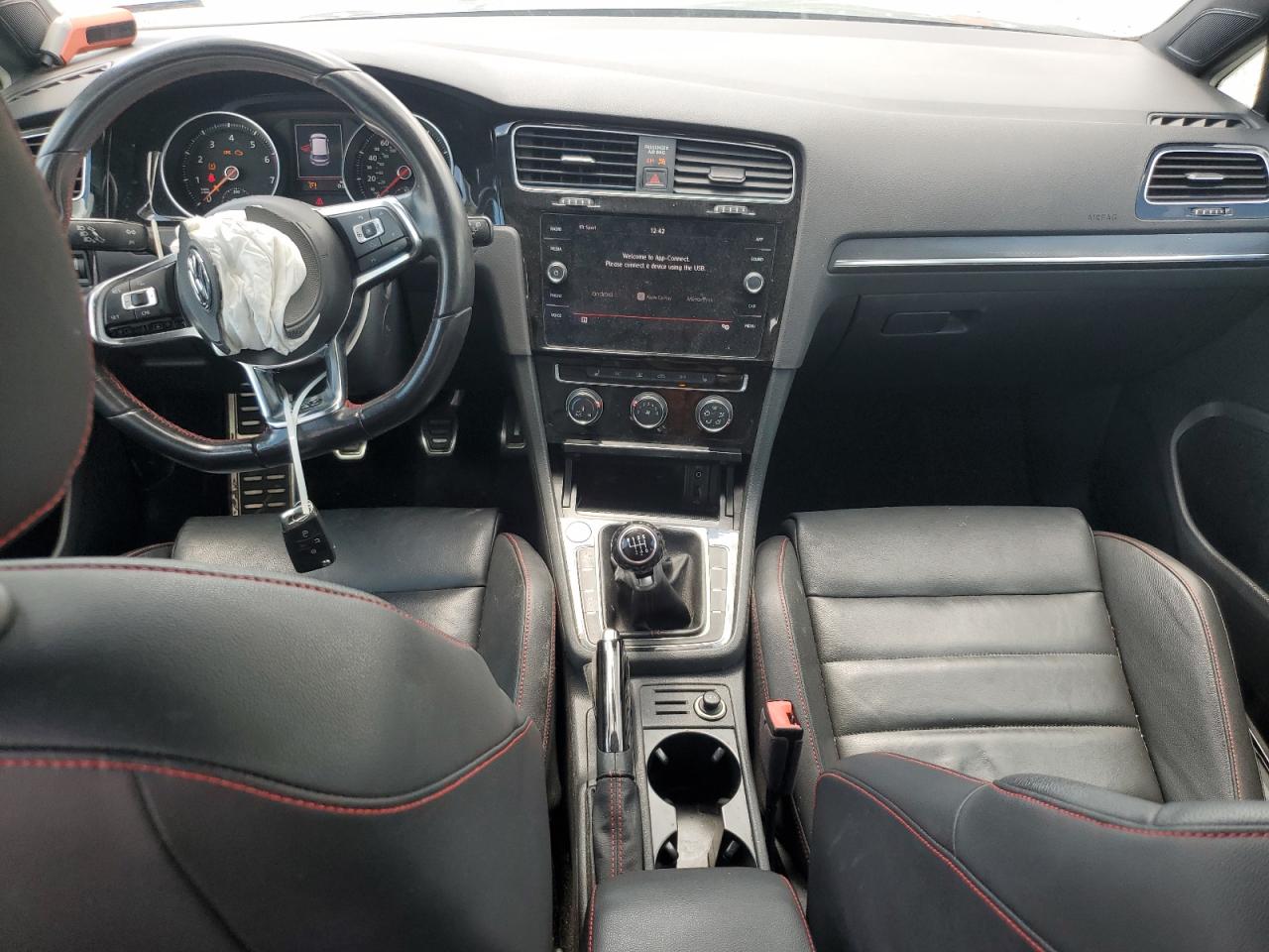 VOLKSWAGEN GOLF GTI S