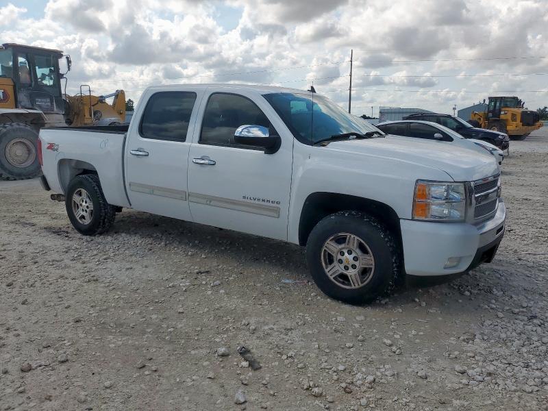 2010 CHEVROLET SILVERADO - 3GCRKSE29AG255198