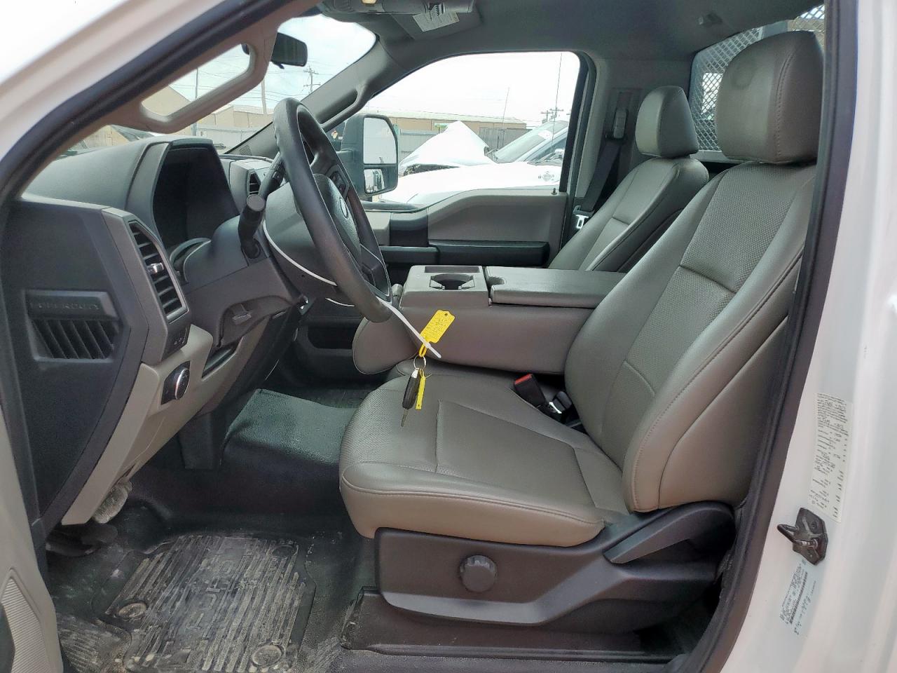 FORD F-550 SUPER DUTY