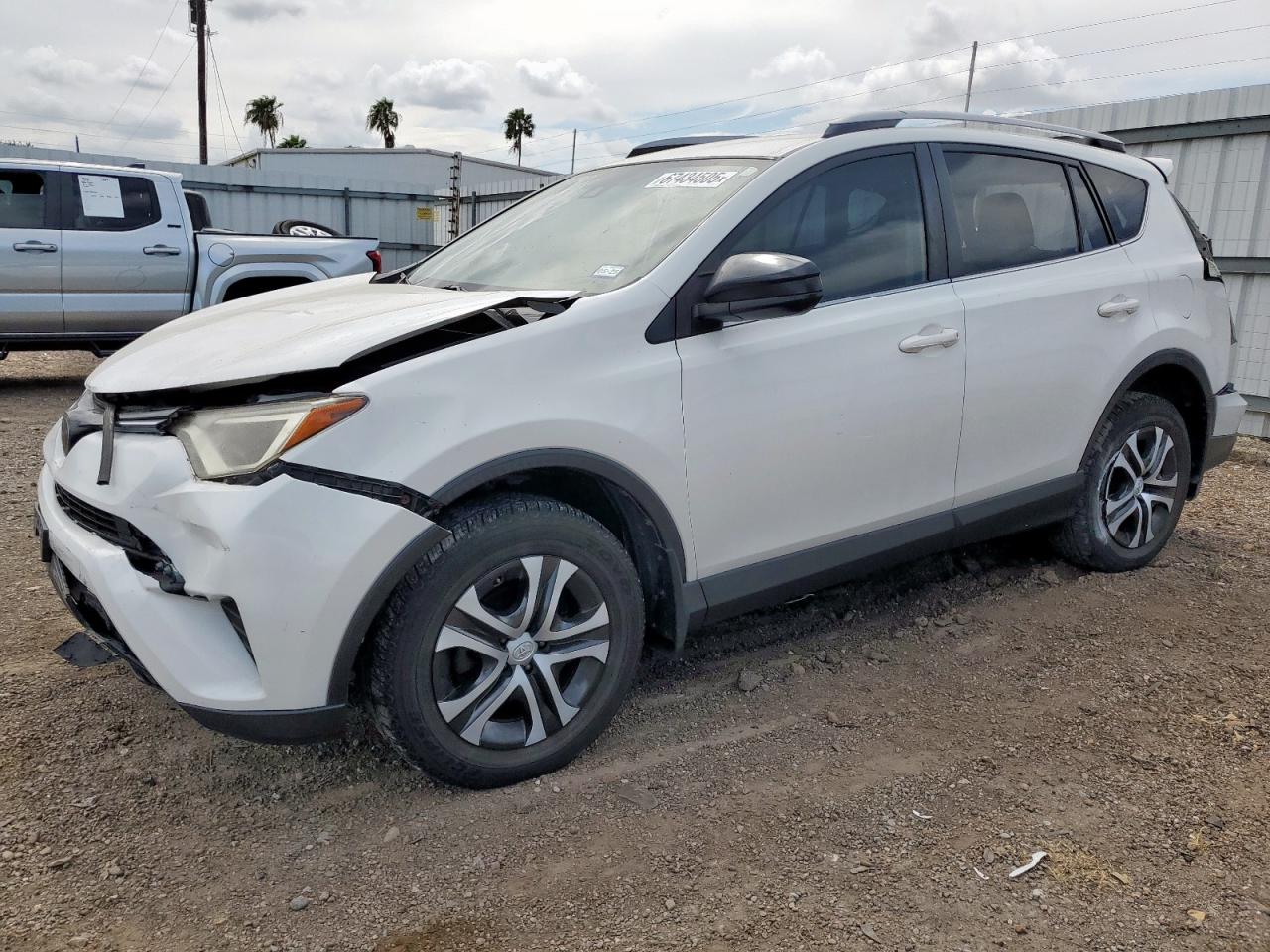 TOYOTA RAV4 LE