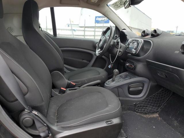 2017 SMART FORTWO WMEFJ5DA0HK172585