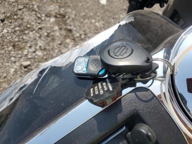 2021 HARLEY-DAVIDSON FLHTCUTG 1HD1MAF16MB854899