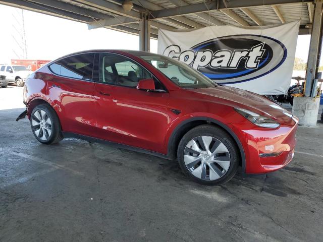2024 TESLA MODEL Y 7SAYGDEE6RF031751