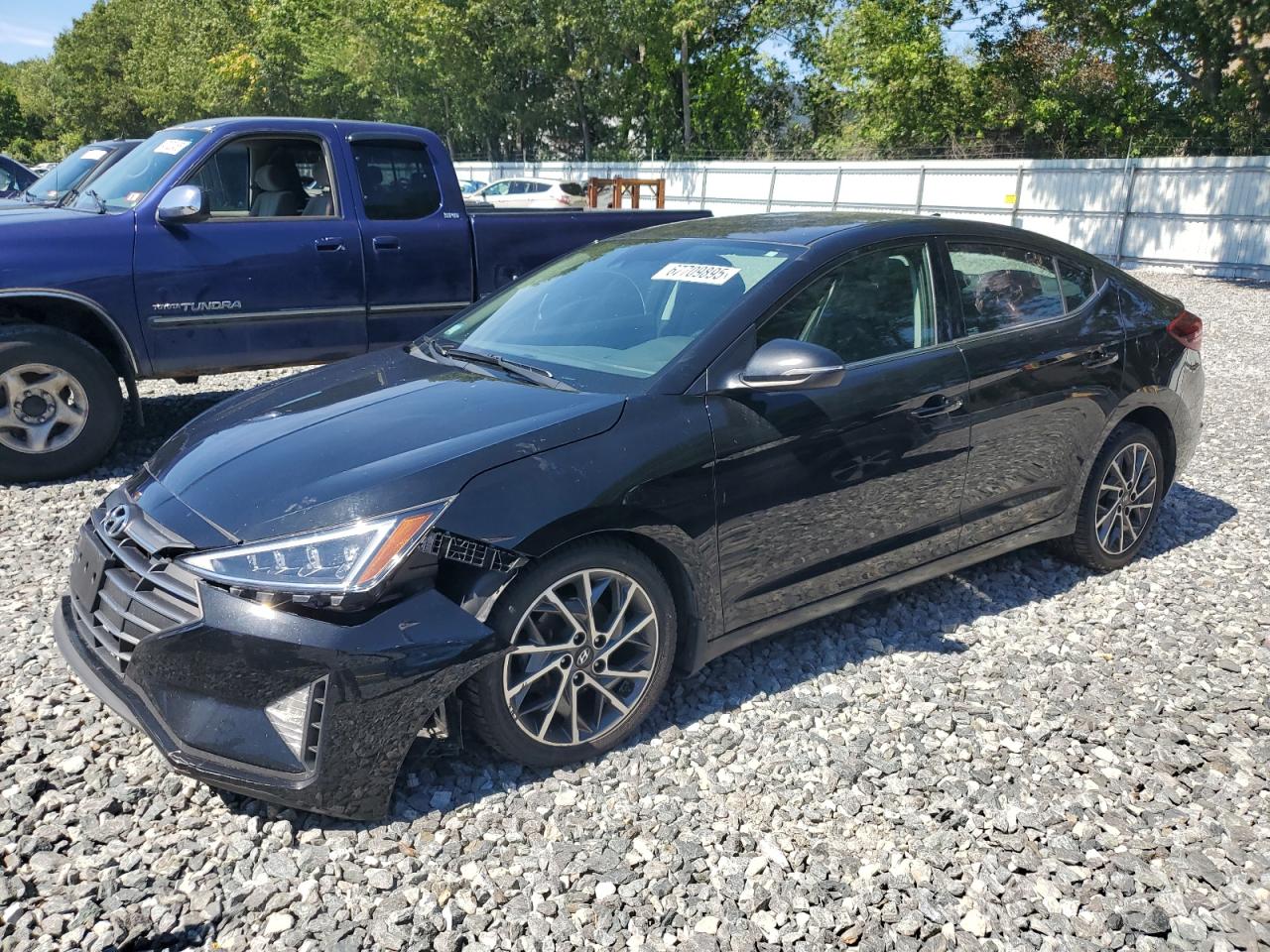 HYUNDAI ELANTRA SEL