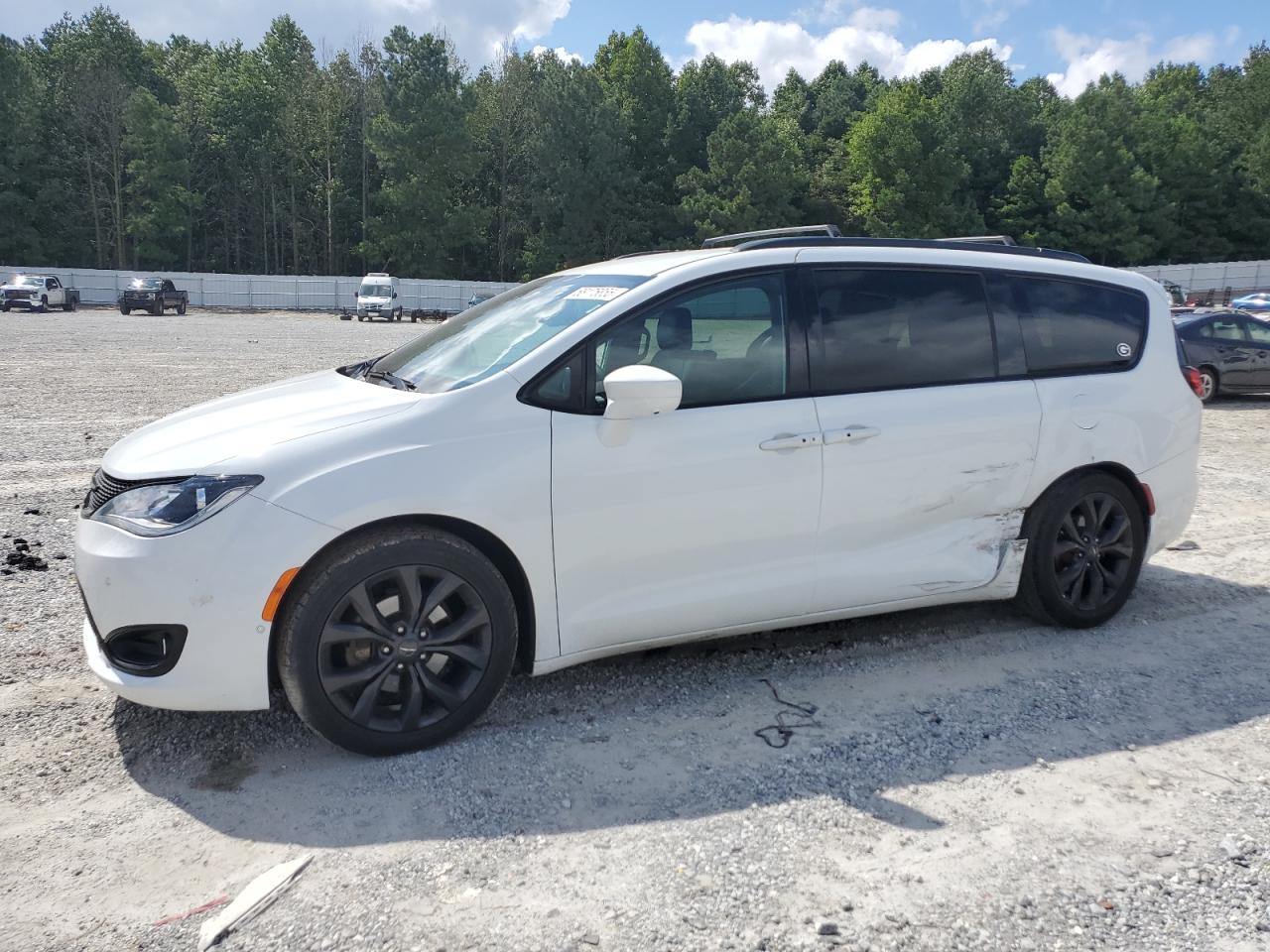 CHRYSLER PACIFICA TOURING L PLUS
