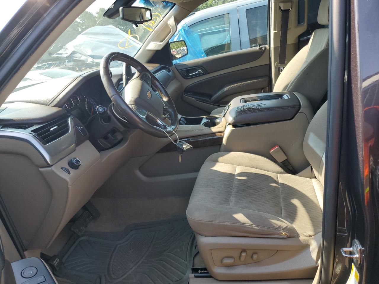 CHEVROLET TAHOE C1500 LS