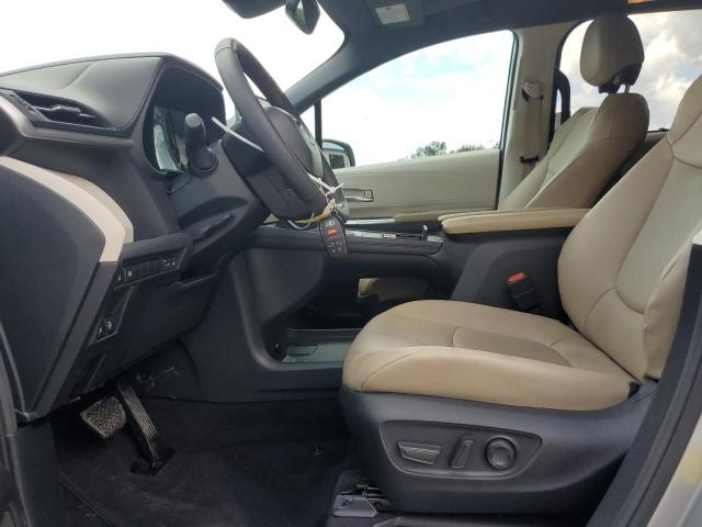 2024 TOYOTA SIENNA XLE 5TDYRKEC4RS188281
