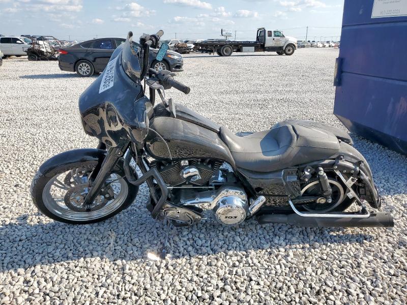 2013 HARLEY-DAVIDSON FLHX STREE 1HD1KBM18DB630080