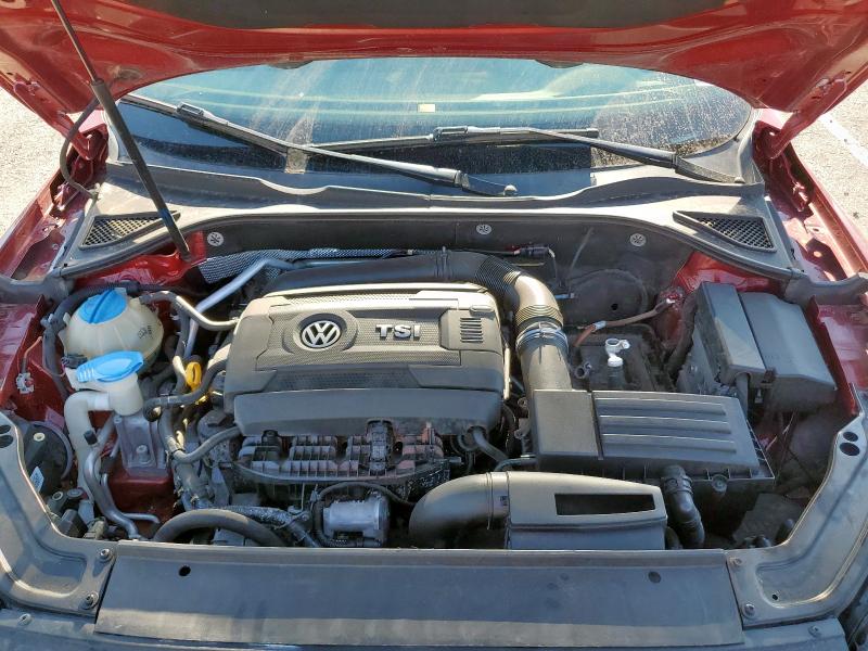 2017 VOLKSWAGEN PASSAT R-L 1VWDT7A38HC052039