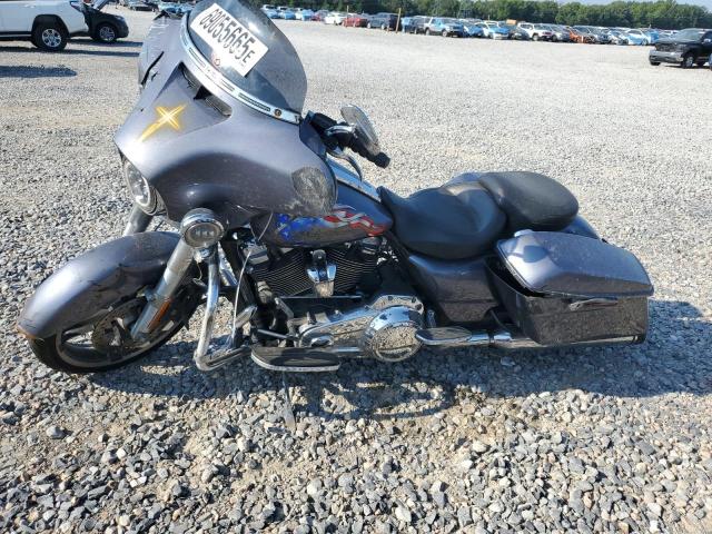2017 HARLEY-DAVIDSON FLHX STREET GLIDE 1HD1KBC19HB615448