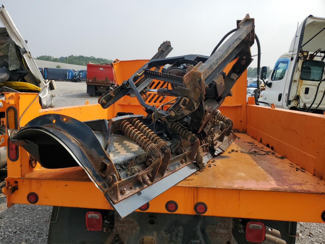 FORD F-550 SUPER DUTY